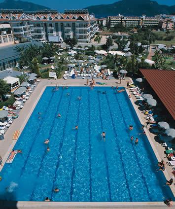 PINETA CLUB HOTEL