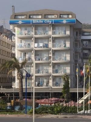 WHiTE CiTY BEACH HOTEL