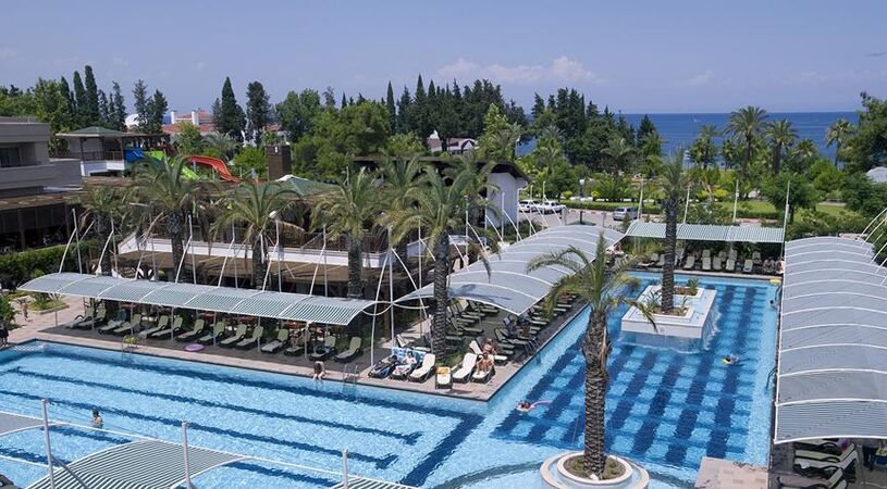 CRYSTAL DE LUXE  HOTELS RESORTS & SPA KEMER