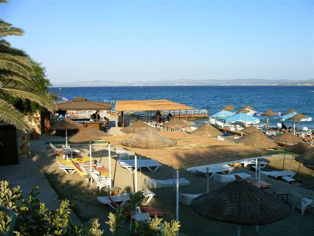 LADIN HOTEL